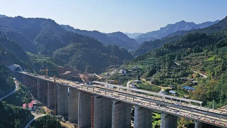 张吉怀铁路工程